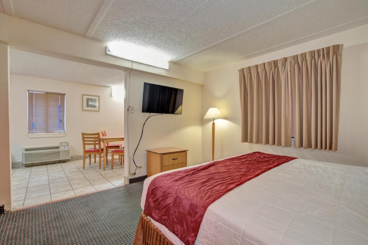 Americas Best Value Inn לארדו מראה חיצוני תמונה