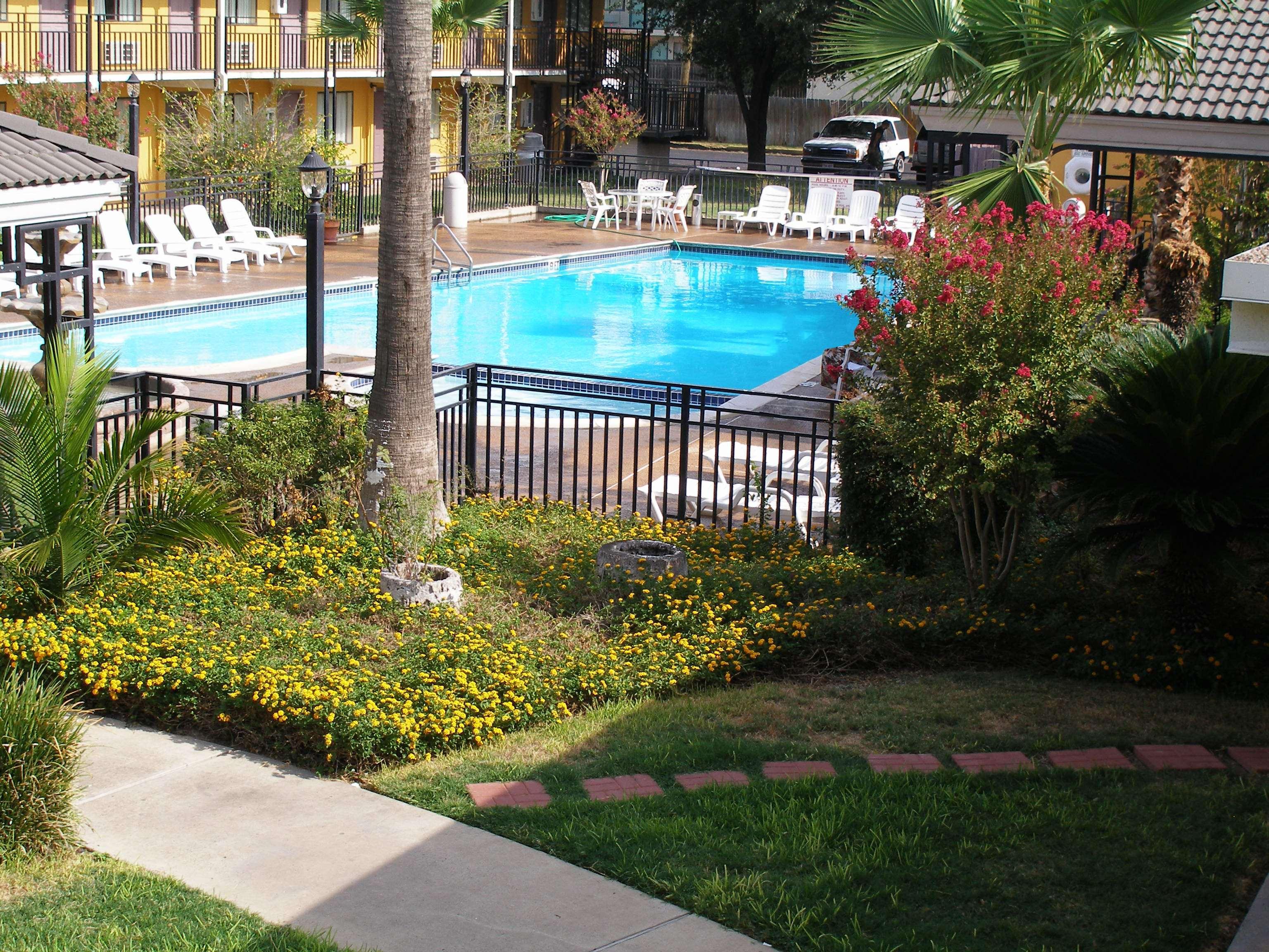 Americas Best Value Inn לארדו מתקנים תמונה