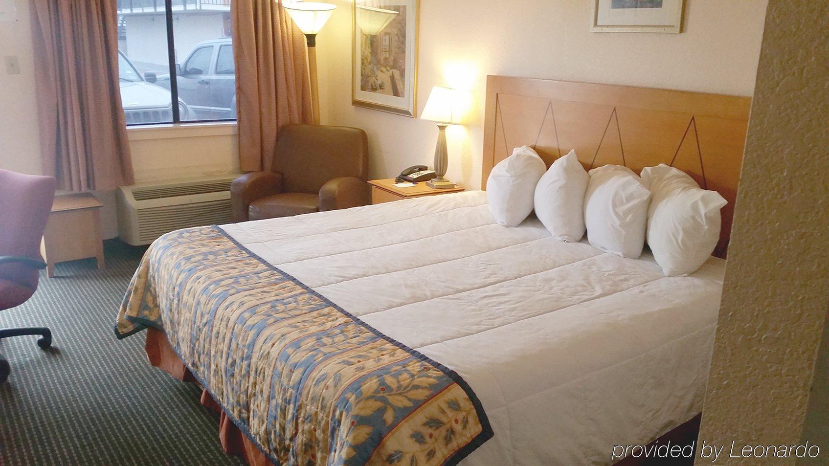 Americas Best Value Inn לארדו מראה חיצוני תמונה