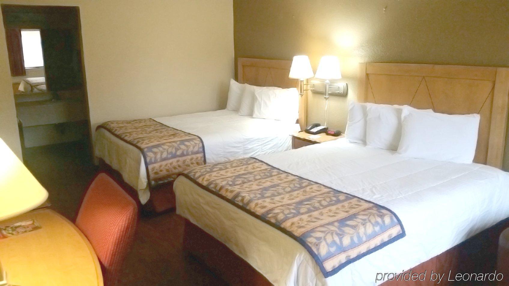 Americas Best Value Inn לארדו מראה חיצוני תמונה
