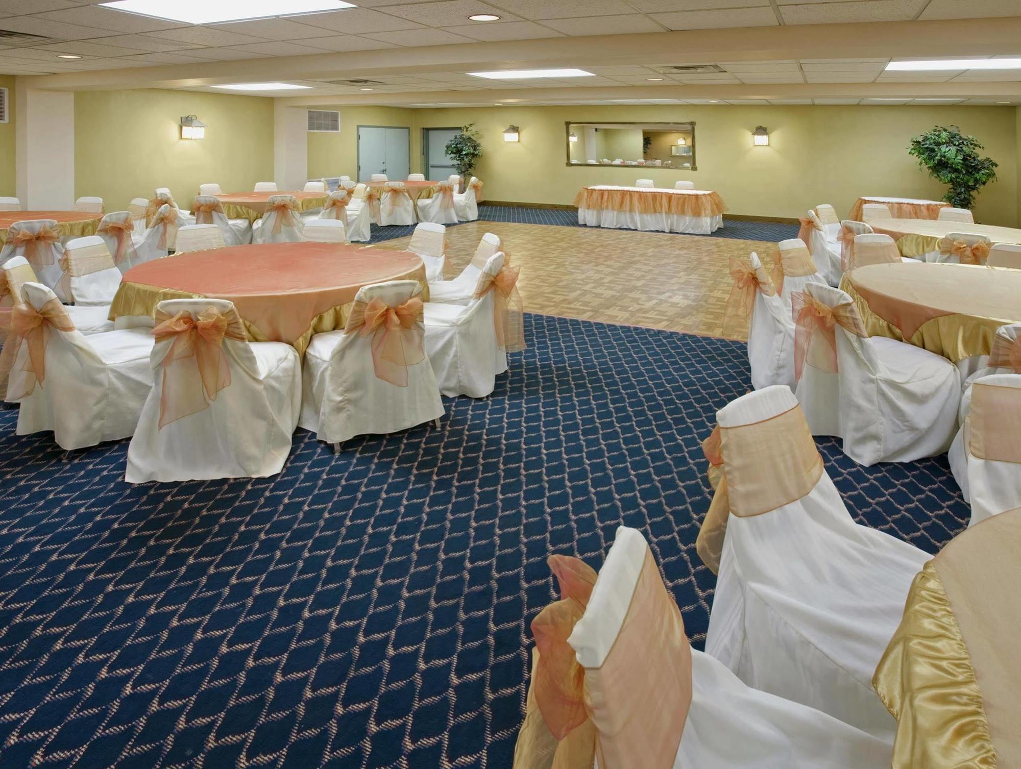 Americas Best Value Inn לארדו מראה חיצוני תמונה